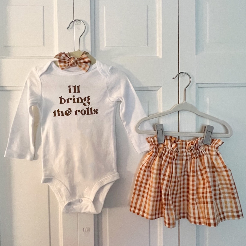 12 Month Fall Thanksgiving Holiday Gingham Bow Skirt & Bodysuit Set